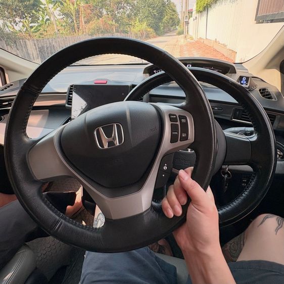 ขายพวงมาลัย Freed Hybrid 🇯🇵