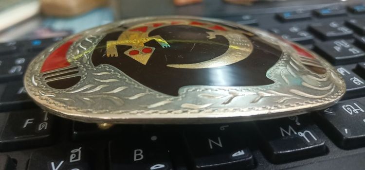 Vintage Western Award Silversmith Collection Belt Buckle Made usa  หัวเข็มขัด งานเก่า เนื้อเงินผสม ลงยาแดง ดำ  ทองเค เก่า แท้ พร้อมส่งครับ. รูปที่ 2