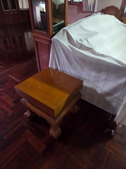 ชุดรับแขกชุดใหญ่ ไม้สักหนา 8 ชิ้น  รูปที่ 2