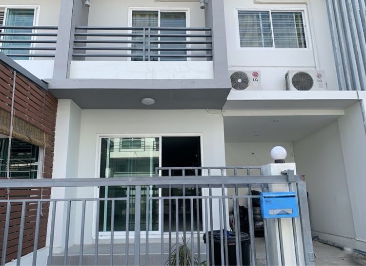 บ้านทาวเฮ้า 2 ชั้น 