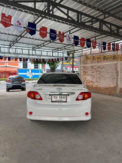 Toyota Corolla 2010 1.6 Sedan เบนซิน NGV เกียร์อัตโนมัติ ขาว รูปที่ 3