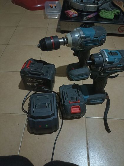 ขายสว่านและบล็อกกระแทกไร้สายพร้อมแบตเตอรี่ 21 โวลท์ 2 ก้อนก็ 1 20 เชลล์  อีก 1 ก้อน 10 cell รูปที่ 3