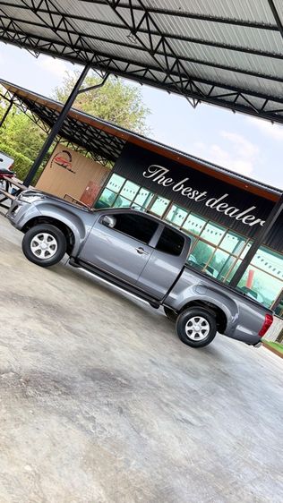 Isuzu D-MAX 2018 1.9 Hi-Lander L Pickup ดีเซล ไม่ติดแก๊ส เกียร์ธรรมดา เทา รูปที่ 4