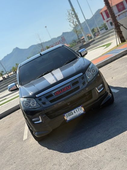 รถ Isuzu D-MAX 2.5 X-Series Z สี ดำ