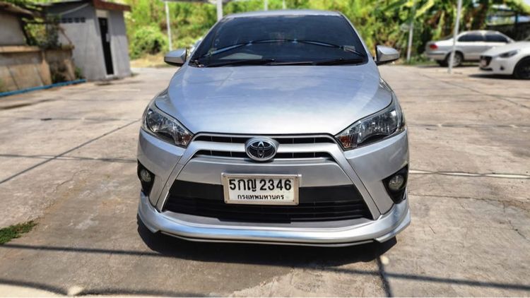 รถ Toyota Yaris 1.2 E สี เทา