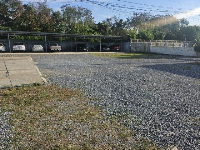 ใช่ ที่ดินถมแล้ว