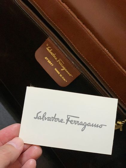Ferragamo แท้ รูปที่ 8
