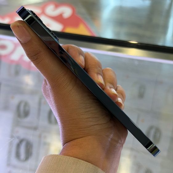 iPhone12 Pro Max 128GB สีฟ้า เครื่องศูนย์ โมเดลTH สภาพสวยมากๆ🥰🥰 รูปที่ 3