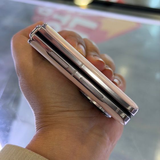 Oppo Find N3 Flip สีชมพู เครื่องศูนย์ สภาพสวยมากๆ จอ6.8นิ้ว แรม12รอม256 Dimensity9200 กล้อง50ล้าน(3ตัว)🔥🔥 รูปที่ 10