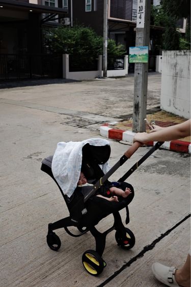 DOONA คาร์ซีทและรถเข็นในตัว พร้อมฐานIsofix Base รูปที่ 5