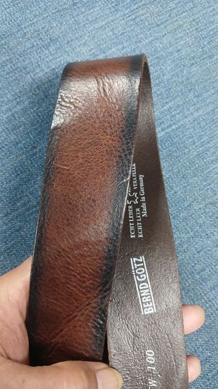 เข็มขัดหนังแท้ BERND GOTZ
แบรนด์แพง made in Germany
เอว 37 ถึง 42 กว้าง 1.5 
ยาวรวมหัว 48 หนังหนาสวย รูปที่ 4