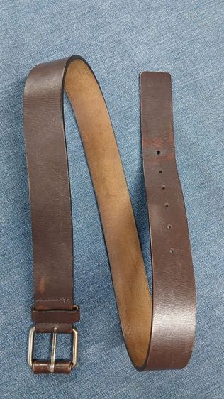 เข็มขัดหนังแท้ COMPTOIR DES COTONNIERS เอว 31 ถึง 36
กว้าง 1.5 ยาวรวมหัว 42 หนังหนาสวย มีรอยตามใช้ รูปที่ 8