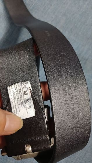 เข็มขัดหนังแท้LINDENMANN
Made In Germany เอว42 ถึง49
กว้าง1.5 ยาวรวมหัว54.3 แบรนด์แพง เอวเล็กตัดได้ หนังสวย ไซส์ใหญ่หายาก รูปที่ 3