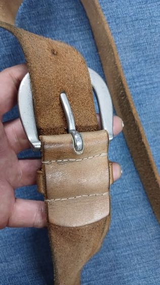 เข็มขัดหนังแท้ ESPRIT
made in Germany เอว 37 ถึง 41
กว้าง 1.5 ยาวรวมหัว 47.2
หนังสวย นิ่ม สภาพหล่อ รูปที่ 10