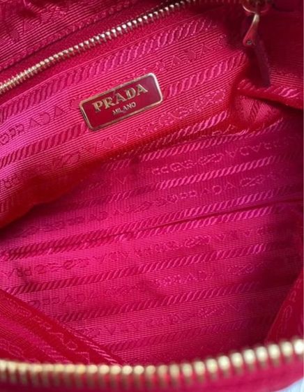 Prada Pouch Clutch ของแท้ มือสอง รูปที่ 7
