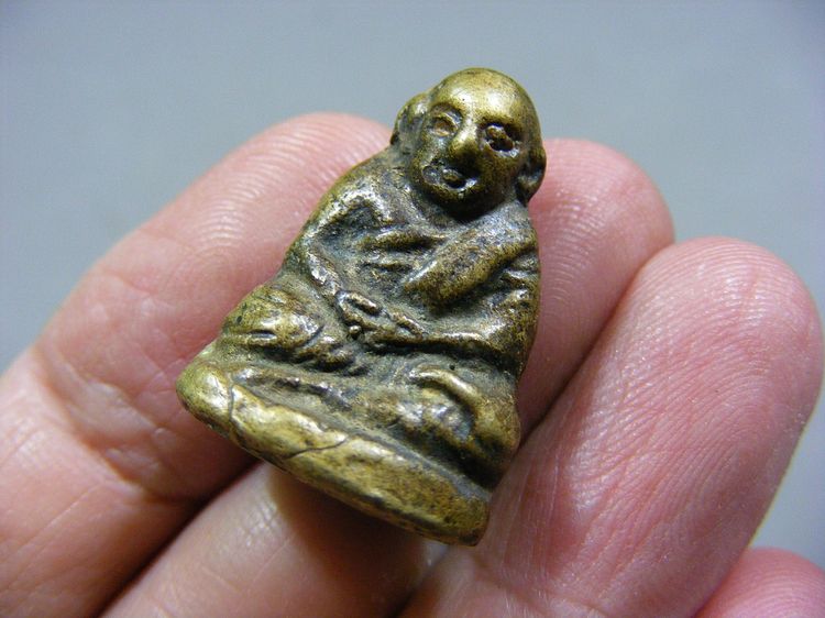 รูปหล่อหลวงพ่อเงิน เก่าๆ พระบ้านๆ รูปที่ 3