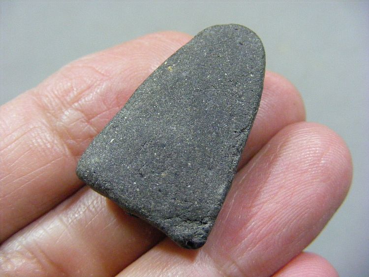 เก่าๆ หลวงปู่ทวดเนื้อว่านฝังตะกรุด  รูปที่ 4