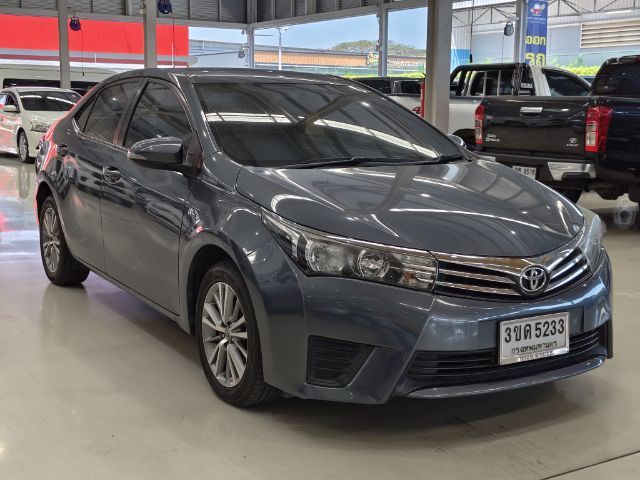 รถ Toyota Altis 1.8 E สี เทา