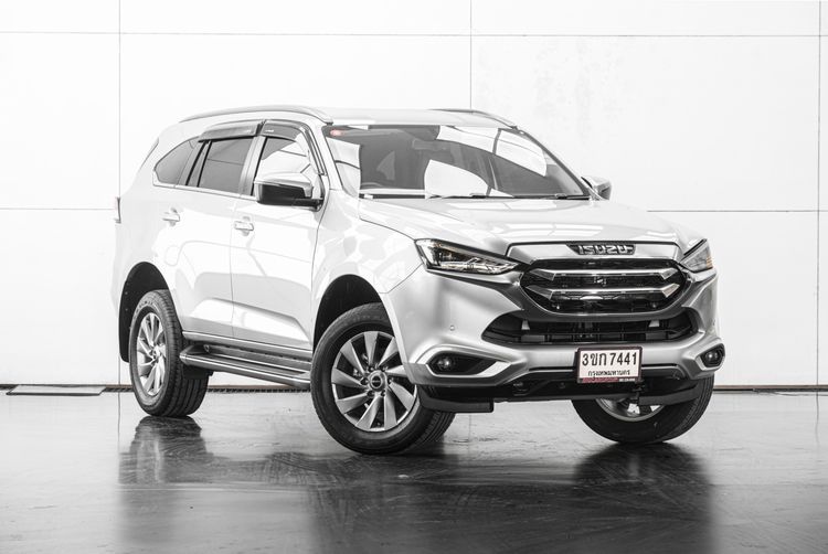 รถ Isuzu MU-X 3.0 Elegant 2WD สี เทา