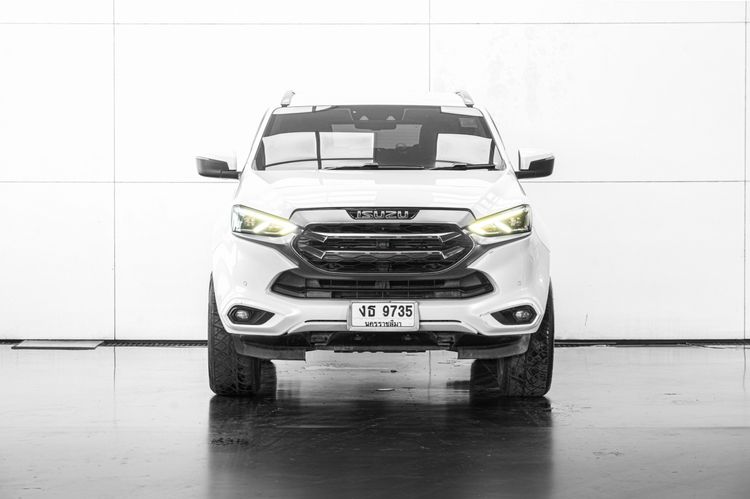 Isuzu MU-X 2022 1.9 Ultimate Phantom Collection Utility-car ดีเซล ไม่ติดแก๊ส เกียร์อัตโนมัติ ขาว รูปที่ 3