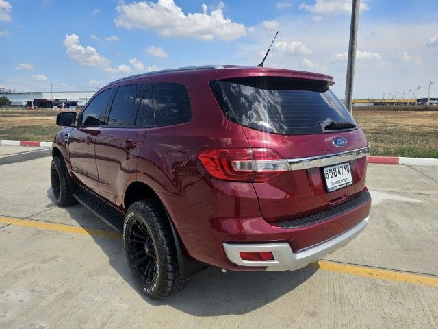 Ford Everest 2017 3.2 Titanium 4WD Utility-car ดีเซล เกียร์อัตโนมัติ แดง รูปที่ 3