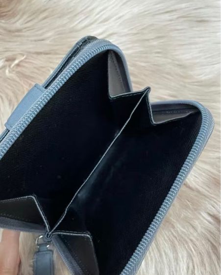 Prada Nylon Wallet สีเทา ของแท้ มือสอง รูปที่ 5