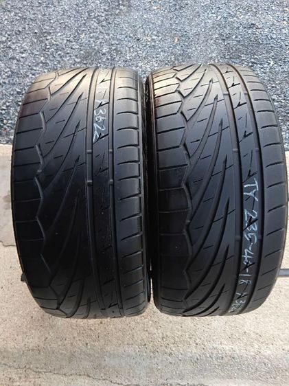 ยางคู่ TOYO TR1 235-40-18 ปี3622 รูปที่ 8