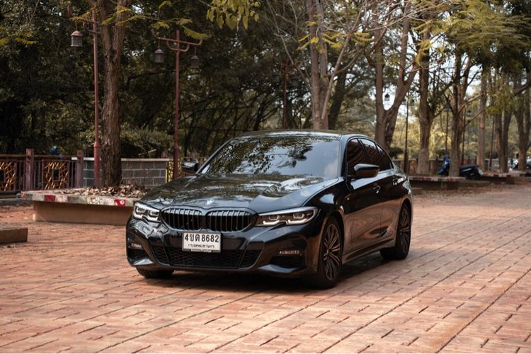รถ BMW Series 3 320d สี ดำ