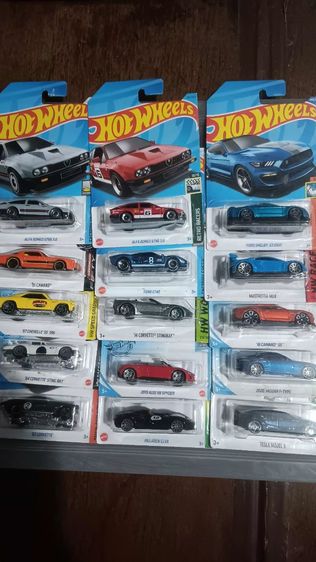 รถHotwheels ลดพิเศษทุกคันราคาเดียวคับ