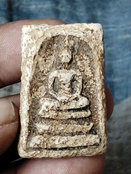 พระสมเด็จเก่าๆ รูปที่ 4