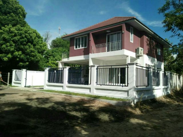 อื่นๆ มีบางส่วน 2016 ไม่ใช่ บ้านเดียว 3นอน 3น้ำ 181ตรว ทำเลดีมาก ตามสภาพ