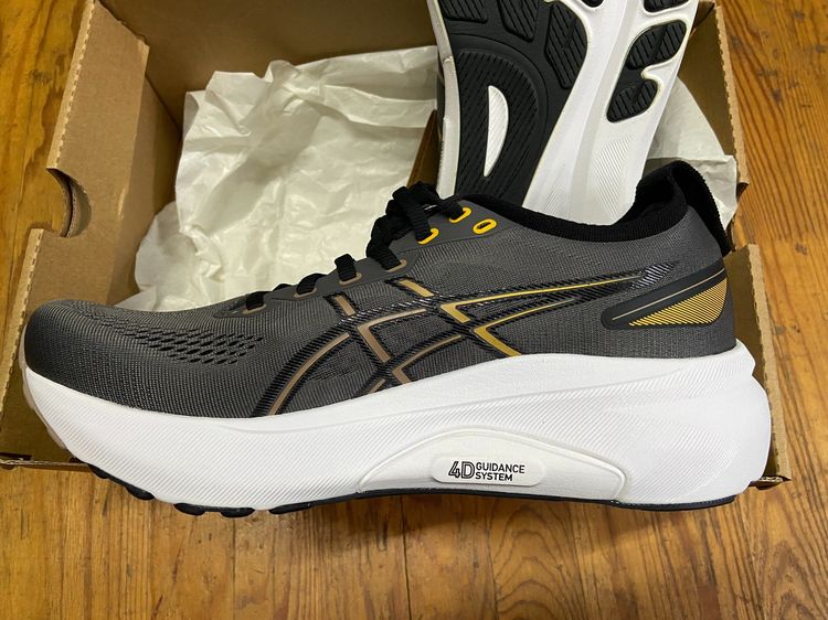 Asics  Gel-Kayano 31 Men ไซส์ US8.5 EUR42 ของแท้ รูปที่ 8