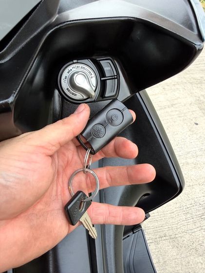 ขาย YAMAHA AEROX 155cc ABS กุณแจรีโมท ปี2017 สภาพสวยมากเดิมๆ รถมือเดียว รูปที่ 4