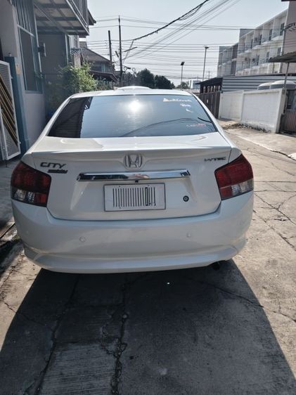 Honda City 2011 1.5 S i-VTEC Sedan เบนซิน ไม่ติดแก๊ส เกียร์อัตโนมัติ ขาว รูปที่ 4