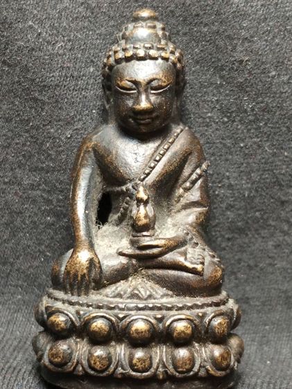 พระกริ่งครูบาอิน อินโทเชียงใหม่ครับ