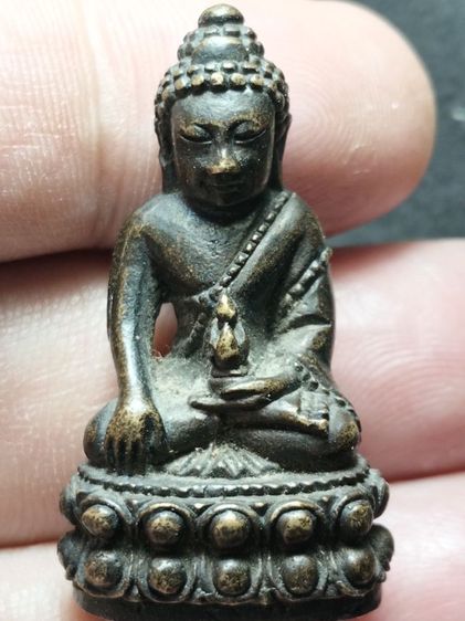 พระกริ่งครูบาอิน อินโทเชียงใหม่ครับ รูปที่ 10