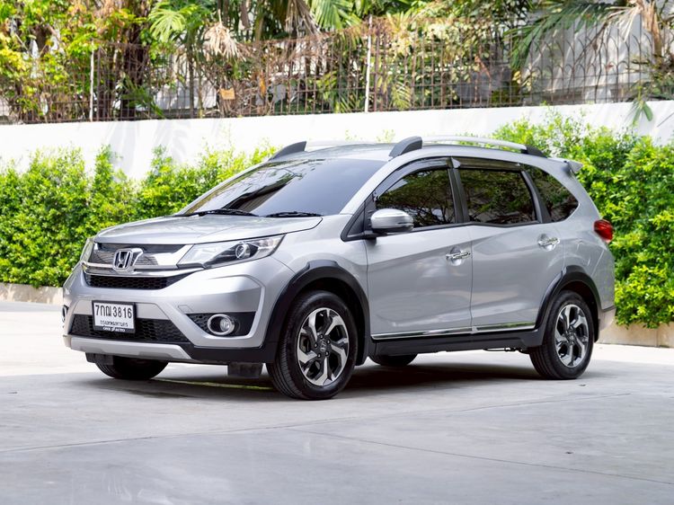 Honda BR-V 2018 1.5 SV Utility-car เบนซิน ไม่ติดแก๊ส เกียร์อัตโนมัติ บรอนซ์เงิน รูปที่ 3