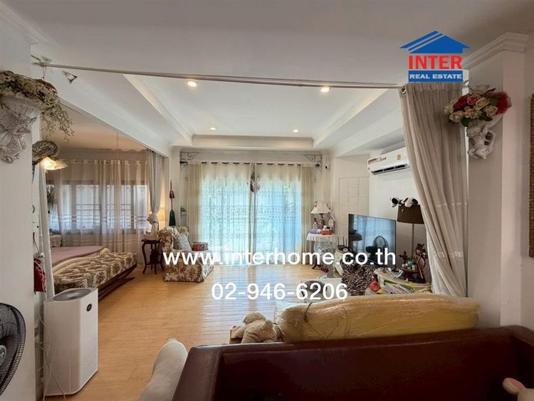 บ้านเดี่ยว 2 ชั้น 50 ตร.ว. หมู่บ้านฟลอร่า วิลล์ พาร์ค ซิตี้ สุวินทวงศ์ ซอยทิวลิป8 (ซอยสุวินทวงศ์38) ถนนสุวินทวงศ์ ถนนฉลองกรุง เขตหนองจอก รูปที่ 2