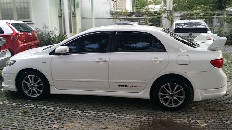 Toyota Altis 2010 1.6 E Sedan เบนซิน เกียร์อัตโนมัติ ขาว รูปที่ 3