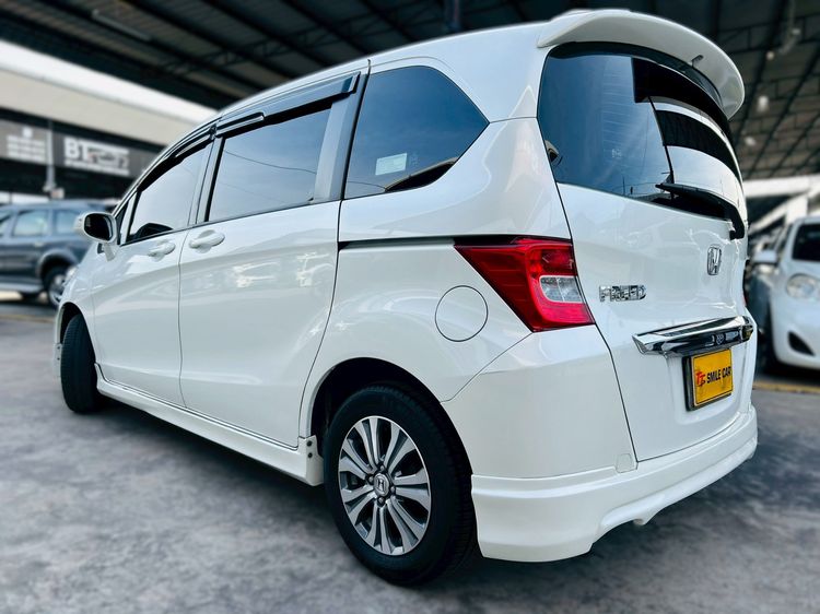 Honda Freed 2014 1.5 EL เบนซิน ไม่ติดแก๊ส เกียร์อัตโนมัติ ขาว รูปที่ 3