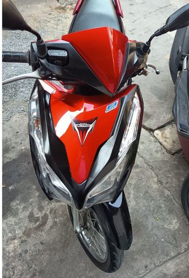 ขาย honda click 125 i ปี 13ไมล์แท้เจ้าของขายเองรถพร้อมใช้งานหมายเหตุฝาเบาะนั่งล็อกไม่ได้ต้องซ่อมภาษีหมดปี 70รถใช้ขี่ไปทำงานและธุระต่างๆนัดดูรถได้แถวเอกมัยทองหล่อพระโขนง