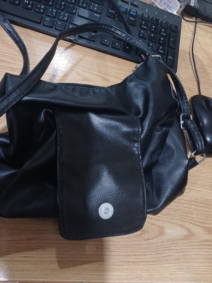 กระเป๋าสะพาย