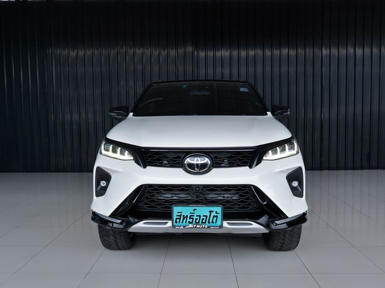 Toyota Fortuner 2020 2.4 Legender Utility-car ดีเซล ไม่ติดแก๊ส เกียร์อัตโนมัติ ขาว รูปที่ 2