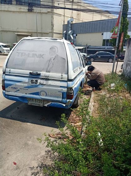 Mitsubishi L200-Strada 2002 รุ่นย่อยอื่นๆ Pickup ดีเซล ไม่ติดแก๊ส เกียร์ธรรมดา บรอนซ์เงิน รูปที่ 3