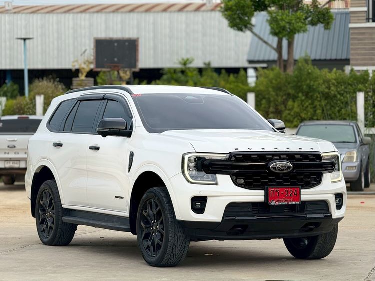Ford Everest 2023 2.0 Titanium Sport Utility-car ดีเซล เกียร์อัตโนมัติ ขาว รูปที่ 2