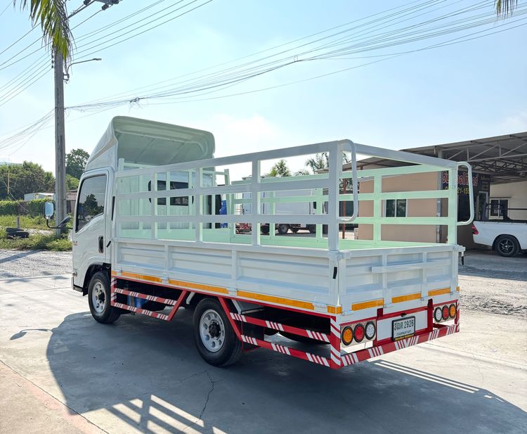 รถ ISUZU NLR 130 แรง ปี 2565  (4 ล้อไม่ติดเวลา)  รุ่นใหม่  ไมล์น้อย กะบะเหล็กคอกสูง ยาว 3.50 กว้าง 1.90 ม. รูปที่ 5