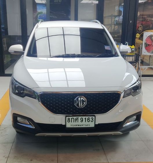 รถ MG ZS 1.5 D สี ขาว