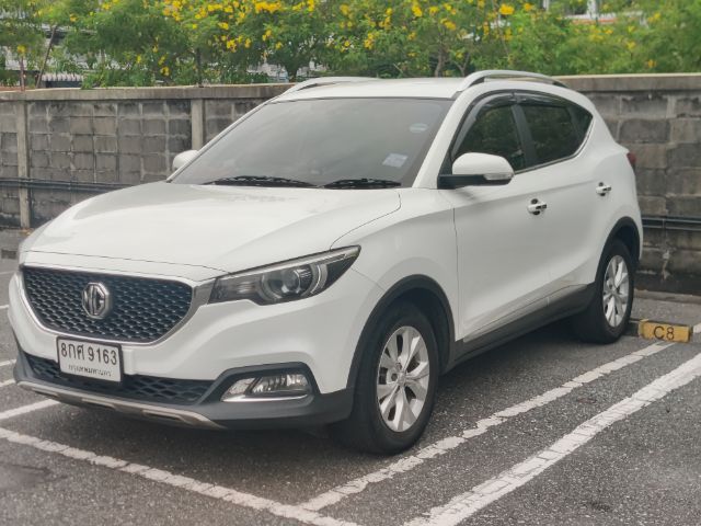 MG ZS 2019 1.5 D Sedan เบนซิน LPG เกียร์อัตโนมัติ ขาว รูปที่ 3