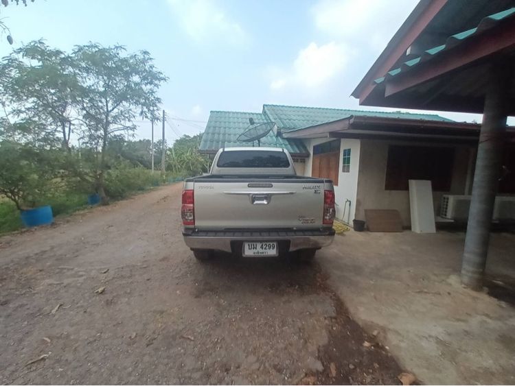 Toyota Hilux Vigo 2013 2.5 E Prerunner VN Turbo Pickup ดีเซล ไม่ติดแก๊ส เกียร์ธรรมดา บรอนซ์เงิน รูปที่ 3