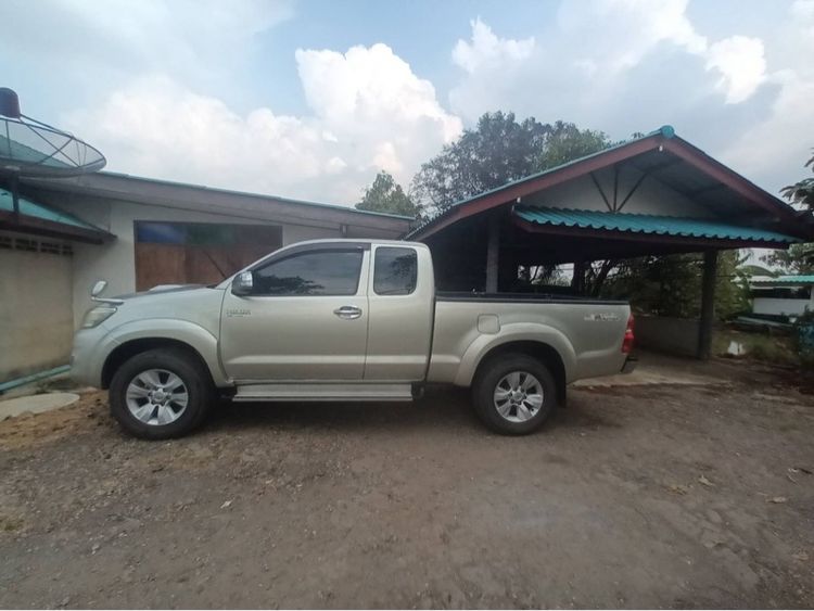 Toyota Hilux Vigo 2013 2.5 E Prerunner VN Turbo Pickup ดีเซล ไม่ติดแก๊ส เกียร์ธรรมดา บรอนซ์เงิน รูปที่ 4
